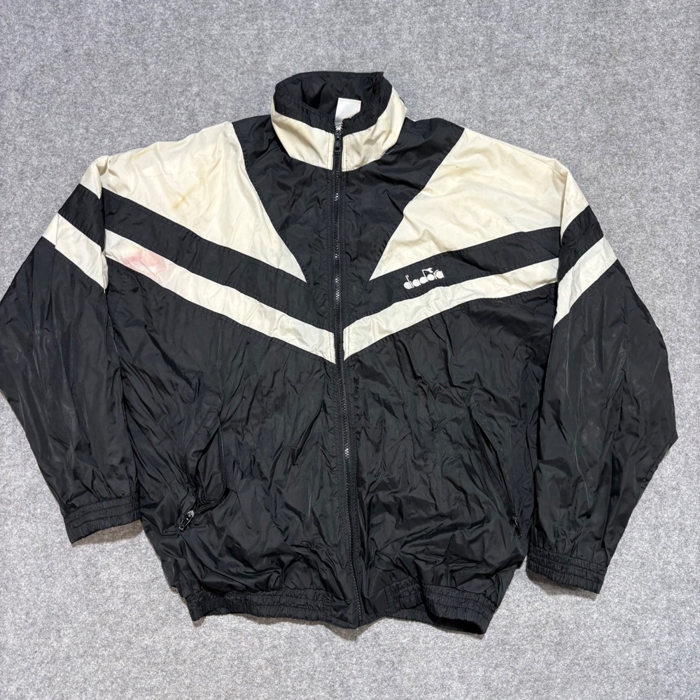 Vintage Diadora Soccer Windbreaker Jacket Mens Black White Chevron Full Zip 0385